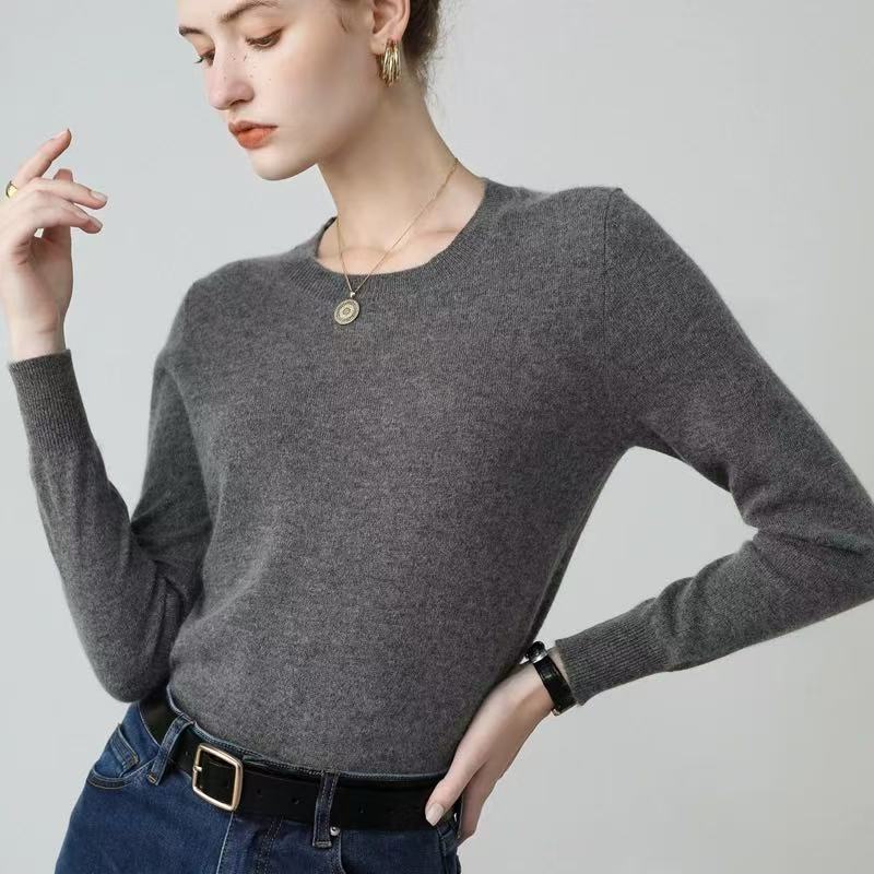 Classic Cashmere Crewneck